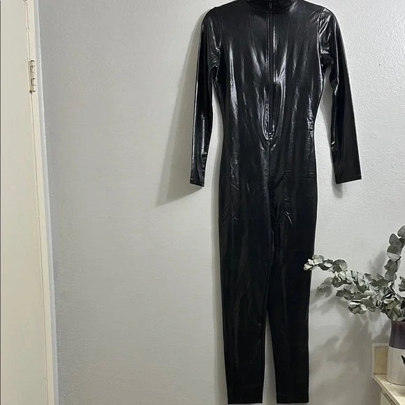 BNWT-  forplay  Black Long-Sleeve jumpsuit- S/M - Picture 3 of 13
